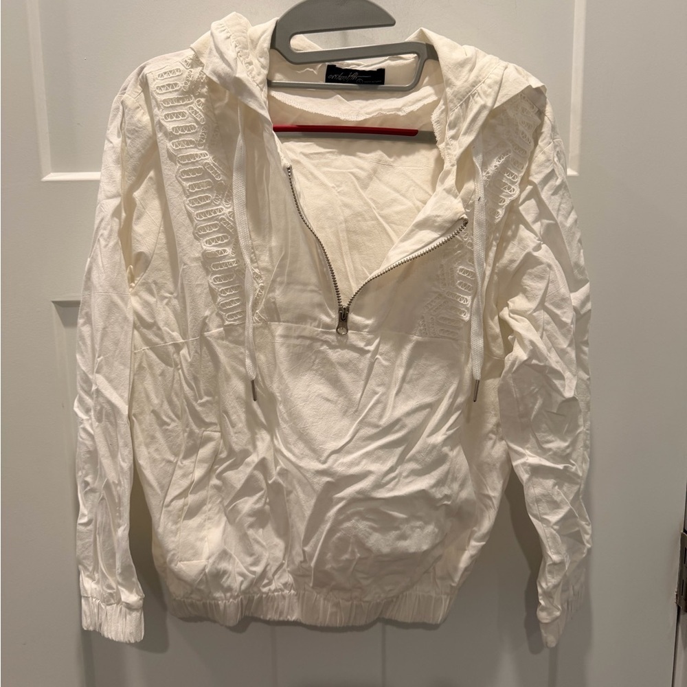 On Twelfth White Hooded Zip Jacket Embroidered Lightweight Drawstring Size S
